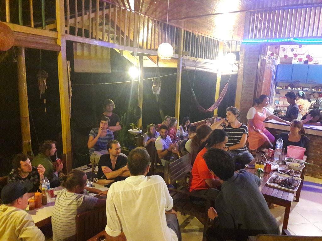 Olala Cafe & Bungalows Сабанг Екстериор снимка