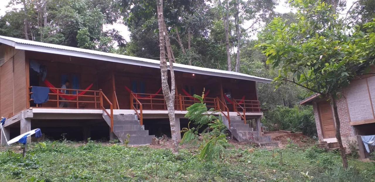 Olala Cafe & Bungalows Сабанг Екстериор снимка
